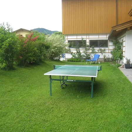 Mesnerhof شقة